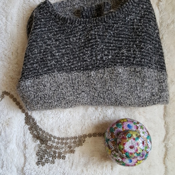 Loft fuzzy Terry cloth two-tone sweater - Picture 5 of 5